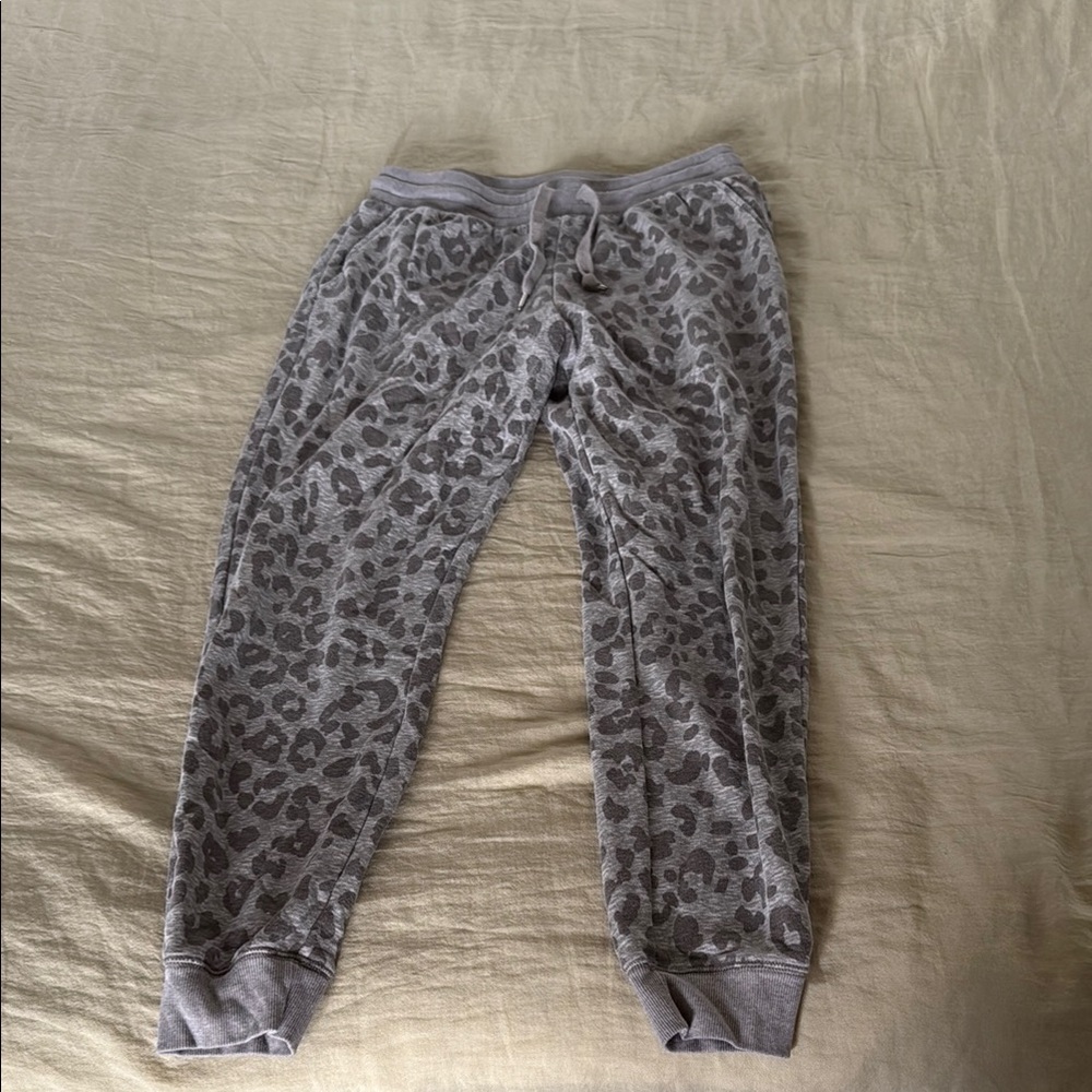 Old Navy Gray Leopard Print Joggers